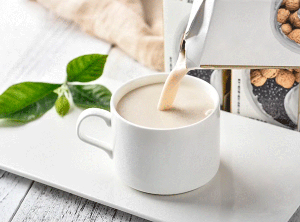 Sữa đậu nành hay sữa tươi, uống thường xuyên cái nào tốt hơn cho cơ thể?-Kubet