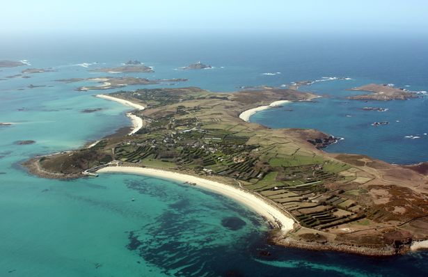 Những hòn đảo tuyệt đẹp ở Vương quốc Anh với những bãi biển 'như vùng Caribe' -Kubet