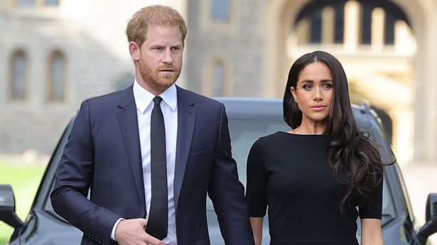 Hoàng tử Harry và Meghan Markle được cho là đang gặp khủng hoảng (ảnh Kubet)